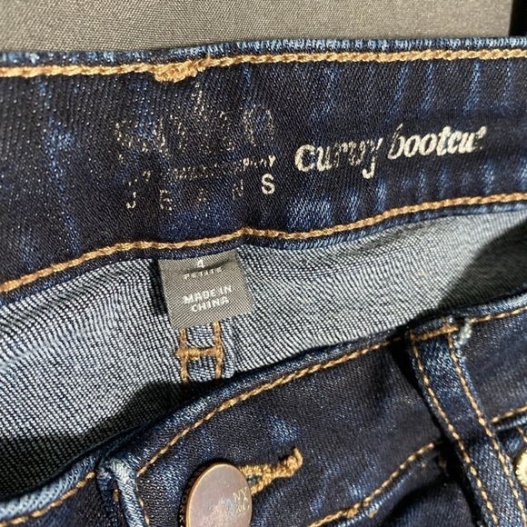 NY & Co Curvy Bootcut Soho Jeans - Picture 4 of 8